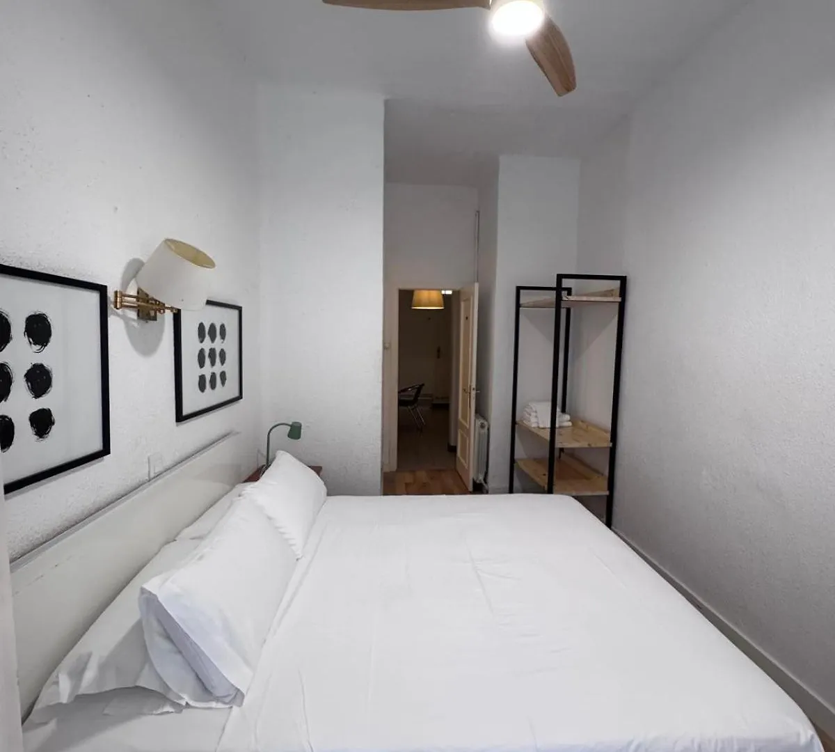 Calma House Rooms Barcelona Guest house