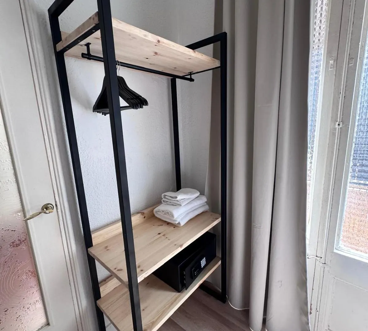 Guest house Calma House Rooms Barcelona