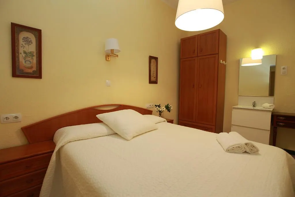 Calma House Rooms Barcelona
