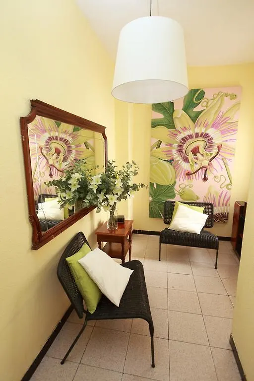 Calma House Rooms Barcelona Guest house