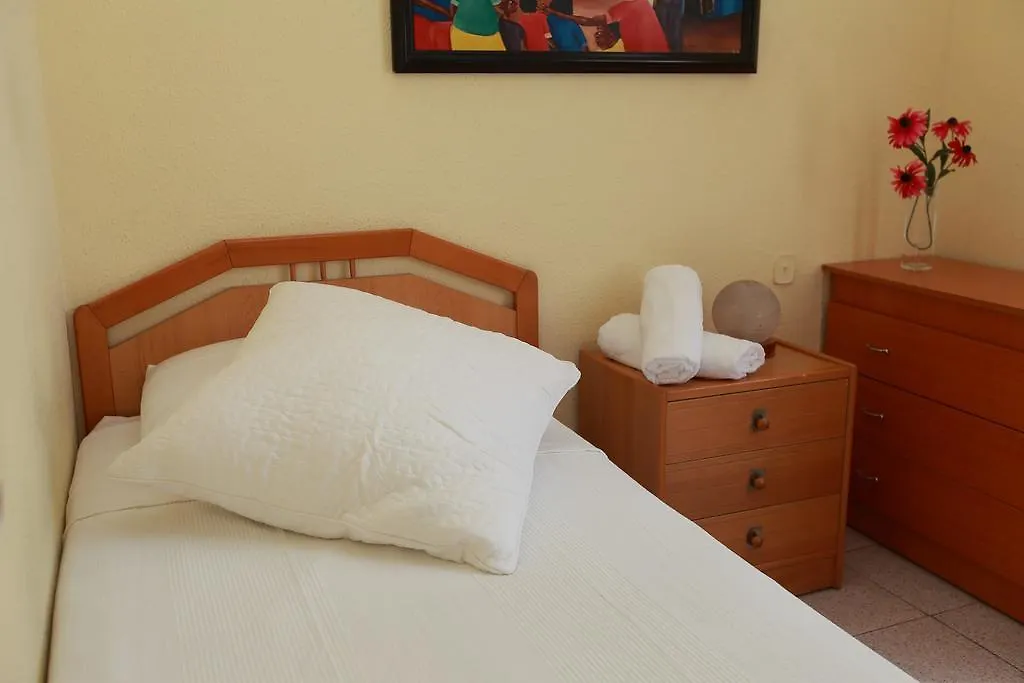 Pension La Calma Barcelona Guest house
